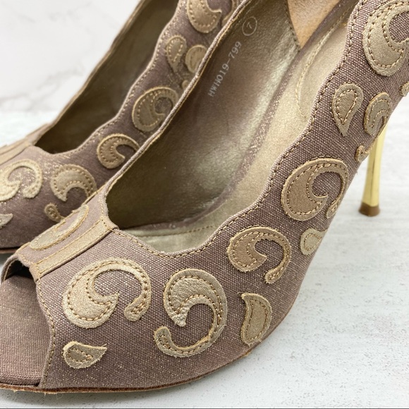 House of Dereon- Taupe Leather Open Toe Heel 7 - Picture 3 of 12